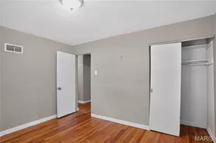 102 Florwood Ct, Saint Louis, MO 63135 - Photo 7