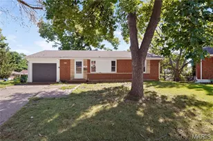 102 Florwood Ct, Saint Louis, MO 63135 - Photo 1