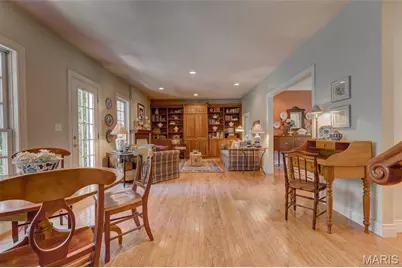 452 Meyer Avenue, Kirkwood, MO 63122 - Photo 17