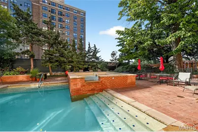 900 S Hanley Road #11D, Saint Louis, MO 63105 - Photo 31