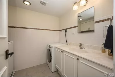 900 S Hanley Road #11D, Saint Louis, MO 63105 - Photo 15