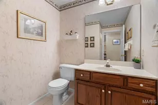825 Crosswood Ct, Saint Louis, MO 63129 - Photo 43