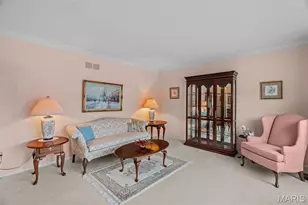 825 Crosswood Ct, Saint Louis, MO 63129 - Photo 9
