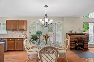 825 Crosswood Ct, Saint Louis, MO 63129 - Photo 27