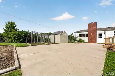 1111 Sandstone Drive, Saint Louis, MO 63146 - Photo 37
