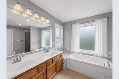 1208 Chateau Woods Drive, Saint Louis, MO 63135 - Photo 35