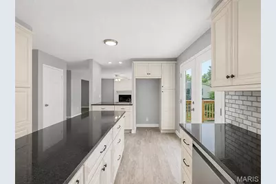 1208 Chateau Woods Drive, Saint Louis, MO 63135 - Photo 23