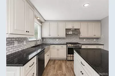 1208 Chateau Woods Drive, Saint Louis, MO 63135 - Photo 21