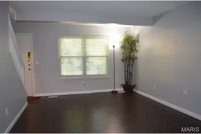 11824 Sologne Court, Maryland Heights, MO 63043 - Photo 5