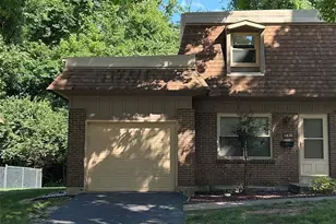 11824 Sologne Ct, Maryland Heights, MO 63043 - Photo 1