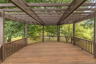 5848 Crystal Park Cir, Saint Louis, MO 63128 - Photo 33