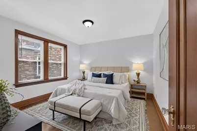 5410 Tholozan Avenue, Saint Louis, MO 63109 - Photo 11