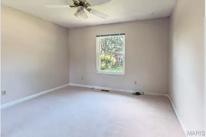 13 Suncrest Drive, Saint Peters, MO 63376 - Photo 17