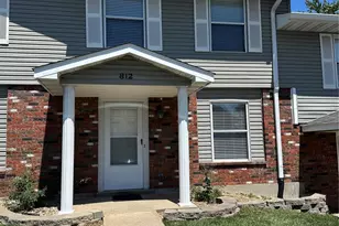 812 Highland Hill Ct, Saint Peters, MO 63376 - Photo 1
