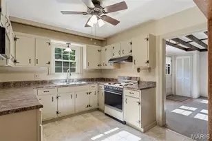 8514 Henrietta Ave, Brentwood, MO 63144 - Photo 13