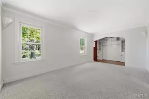8514 Henrietta Ave, Brentwood, MO 63144 - Photo 5