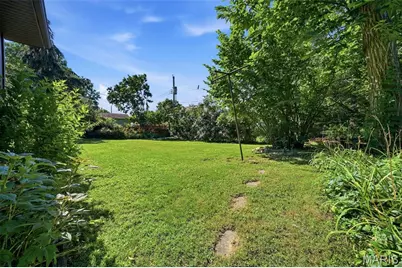8514 Henrietta Avenue, Brentwood, MO 63144 - Photo 33
