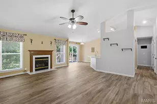 35 Homeplate Ct, O'Fallon, MO 63366 - Photo 9