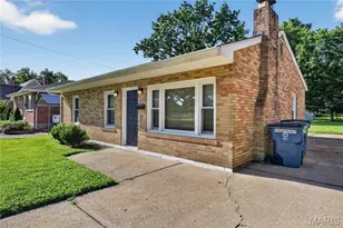 8934 Kathlyn Dr, Saint Louis, MO 63134 - Photo 3