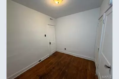 3226 Arsenal Street, Saint Louis, MO 63118 - Photo 13
