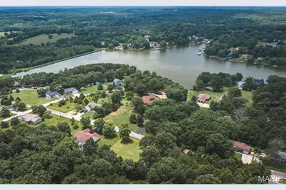 35 Country Air Drive, Saint Clair, MO 63077 - Photo 11