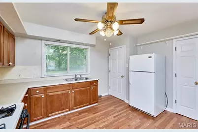 11042 Florence Avenue, Saint Louis, MO 63074 - Photo 11