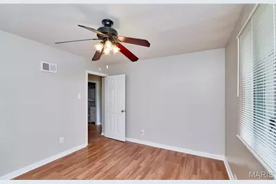 11042 Florence Avenue, Saint Louis, MO 63074 - Photo 17