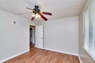 11042 Florence Ave, Saint Louis, MO 63074 - Photo 17