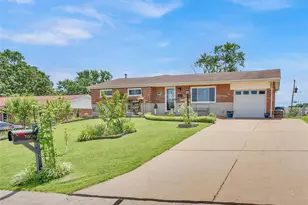 9806 Whitcomb Ln, Unincorporated, MO 63123 - Photo 3