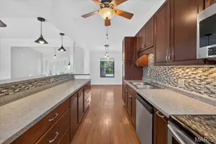 1889 Westbourne Way, Fenton, MO 63026 - Photo 13