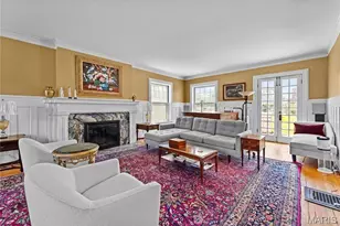 30 Kingsbury Pl, Saint Louis, MO 63112 - Photo 5
