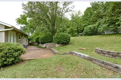 6001 La Chateau Court, Saint Louis, MO 63129 - Photo 25
