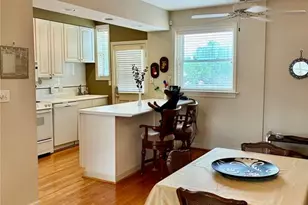6253 Southwood Ave, Saint Louis, MO 63105 - Photo 9