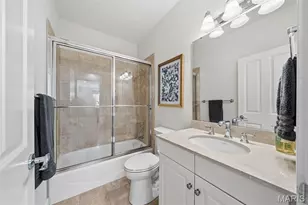 40 Brighton Way, Clayton, MO 63105 - Photo 31