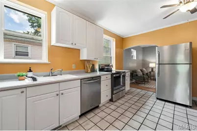 1536 Sanford Avenue, Saint Louis, MO 63139 - Photo 11