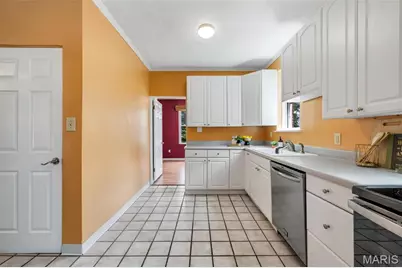 1536 Sanford Avenue, Saint Louis, MO 63139 - Photo 13