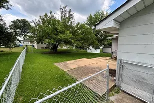 1246 Darr Dr, Saint Louis, MO 63137 - Photo 25