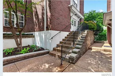 505 North and South, 2C, University City, MO 63130 - Photo 27