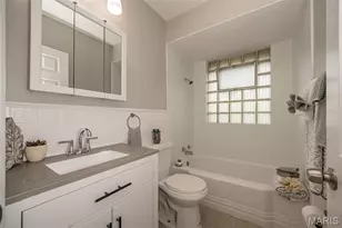 1225 Newark Dr, Saint Louis, MO 63137 - Photo 11
