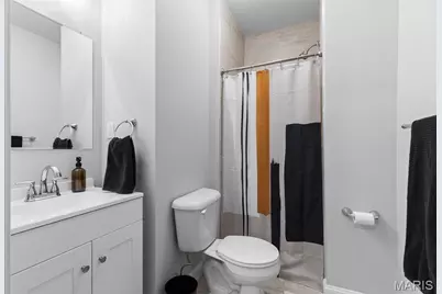 2634 Lyle Avenue, Maplewood, MO 63143 - Photo 31