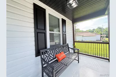 206 E Clement Street, De Soto, MO 63020 - Photo 3