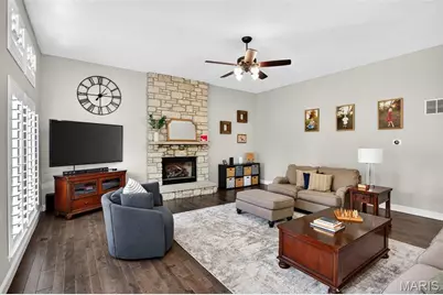 317 Quail Hollow Drive, O'Fallon, MO 63368 - Photo 5