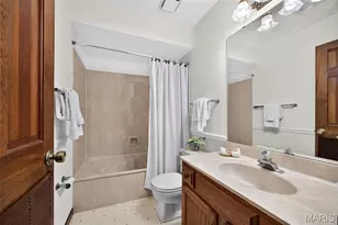 544 Highfield Dr, Saint Charles, MO 63304 - Photo 37