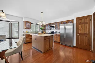 544 Highfield Dr, Saint Charles, MO 63304 - Photo 9