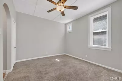 6118 Vermont Avenue, Saint Louis, MO 63111 - Photo 13