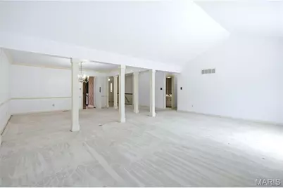 2477 Baxton Way, Chesterfield, MO 63017 - Photo 7