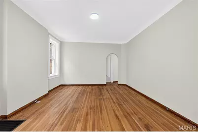 4651 Tennessee Avenue, Saint Louis, MO 63111 - Photo 9