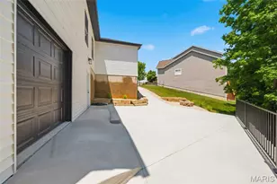 222 Redmond Pines Dr, Wentzville, MO 63385 - Photo 53