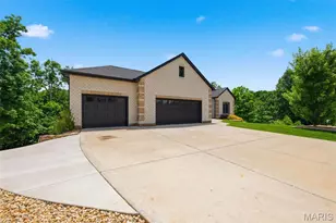 222 Redmond Pines Dr, Wentzville, MO 63385 - Photo 55