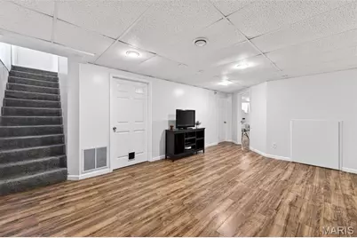 7018 Grassy Valley Drive, Saint Louis, MO 63129 - Photo 21